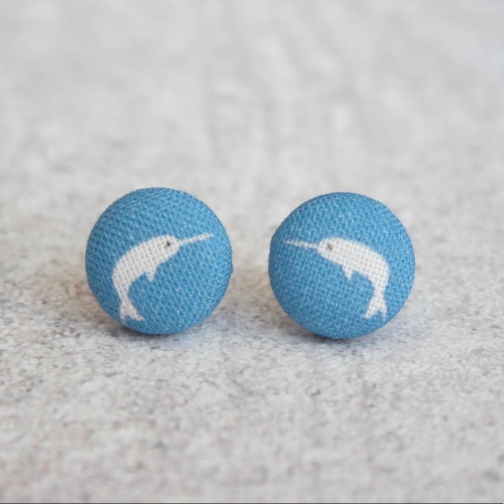 NWT Narwhal earrings